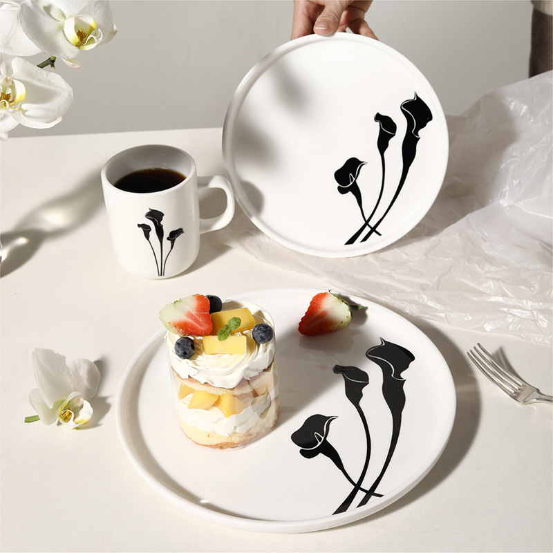 Black and White Matillian Set Underglaze 20230207 01