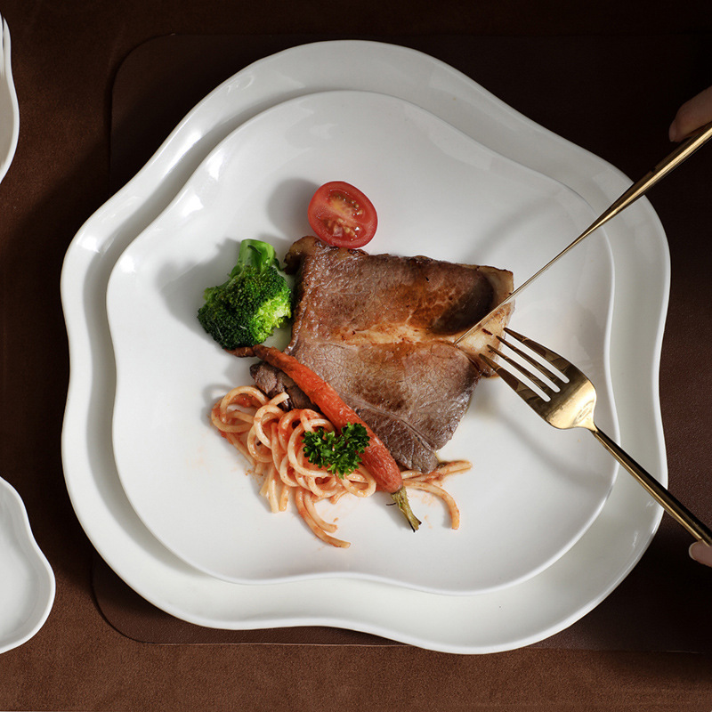 Simple white ceramic irregular soup plate 20221218 01